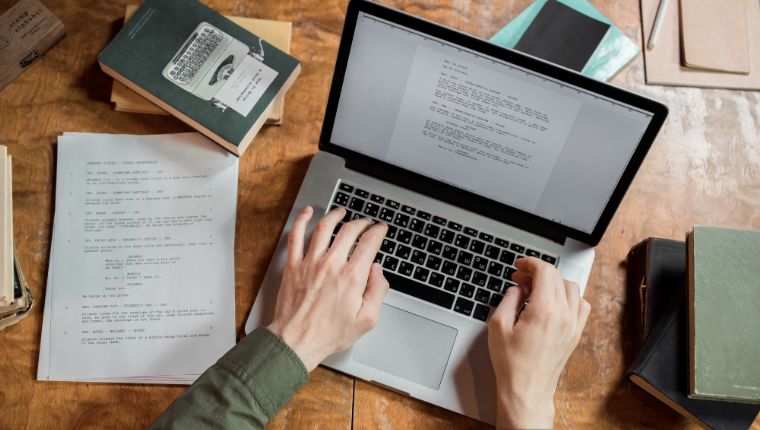 Skriveskole/ forfatterkursus